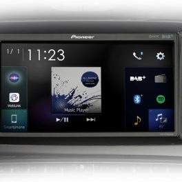 Pioneer SPH-EVO62DAB + Renault Clio installation kit