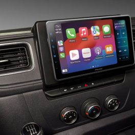 pioneer SPH-DA97DAB-CRM Multimedia 2-DIN Custom Fit Wi-Fi Renault Master campervan